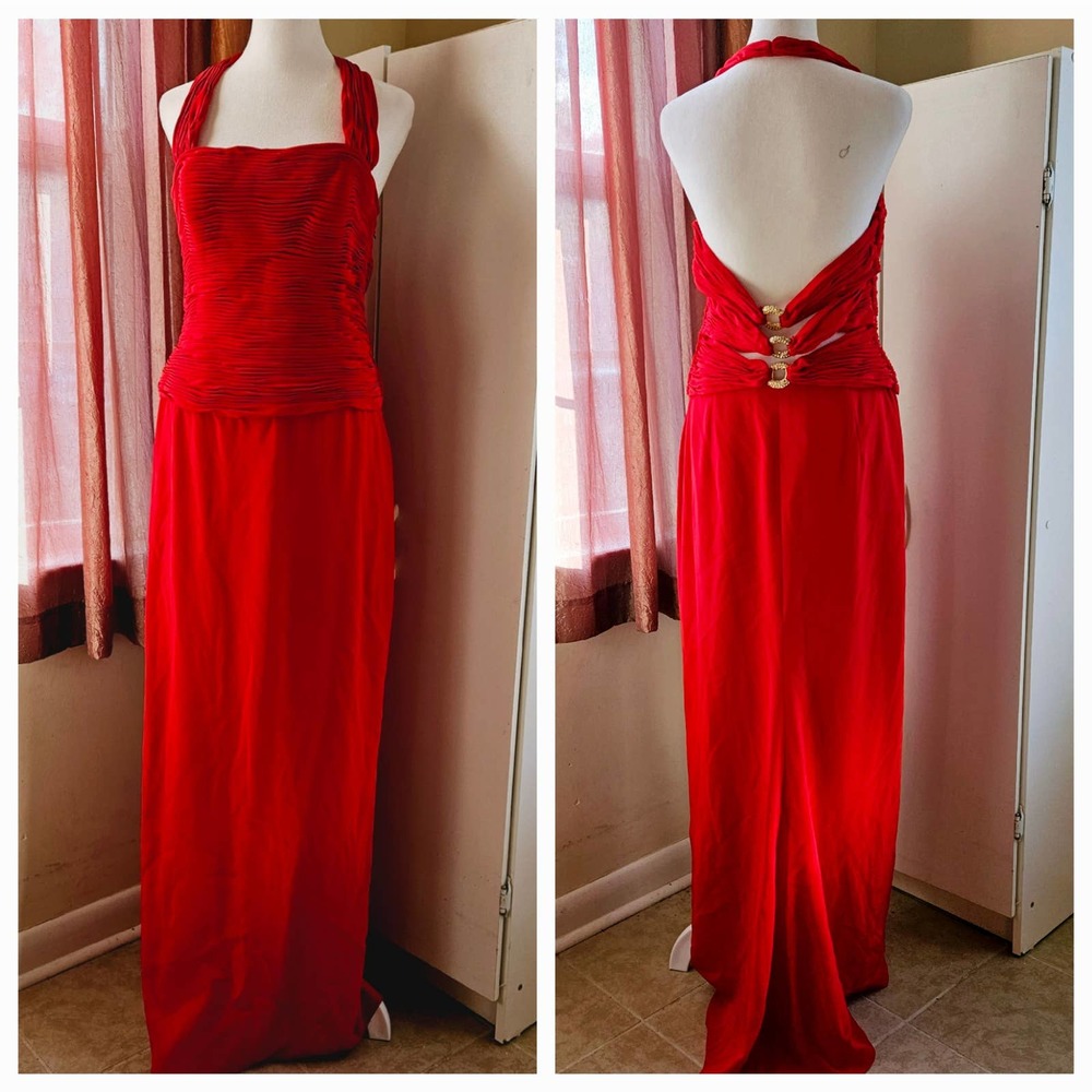 Size 10 Niteline Della Roufogali Red Halter Strap Ruched Bodice Elegant Formal